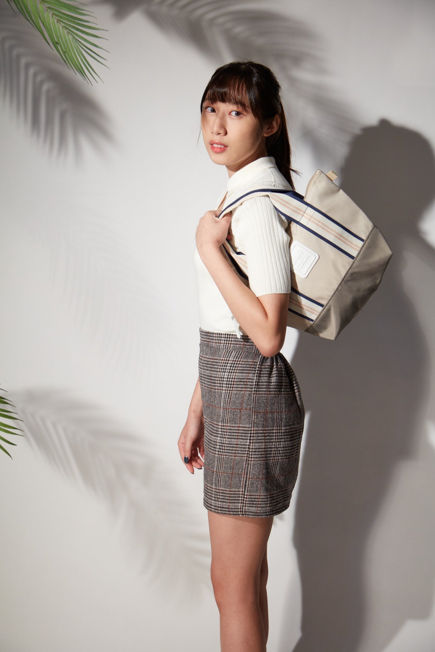 TOTE S SIZE